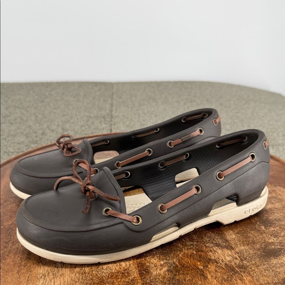 CROCS Shoes Wm 6 Beach Line Brown Boat Shoes Leather Laces